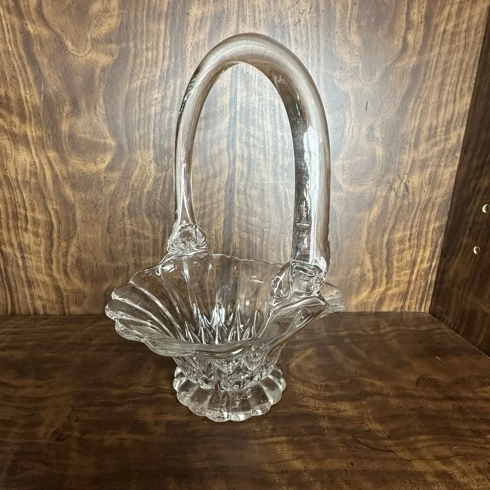 Vintage UV Glow Glass Basket Manganese Uranium Style Ruffled Edge 365 Light